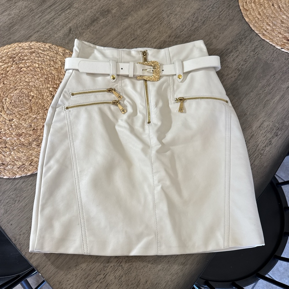 Guess White Faux Leather Mini Skirt with Gold Hardware and Belt